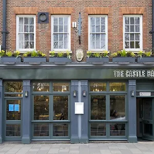 Couette-café The Castle Bar Only, CBG